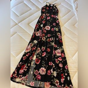 Candie’s XS floral dress.